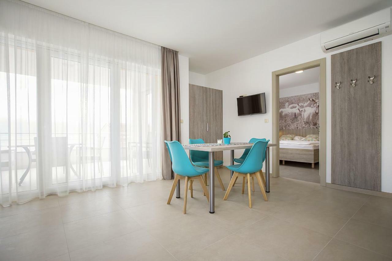 Apartments Capic Marin バスカ エクステリア 写真
