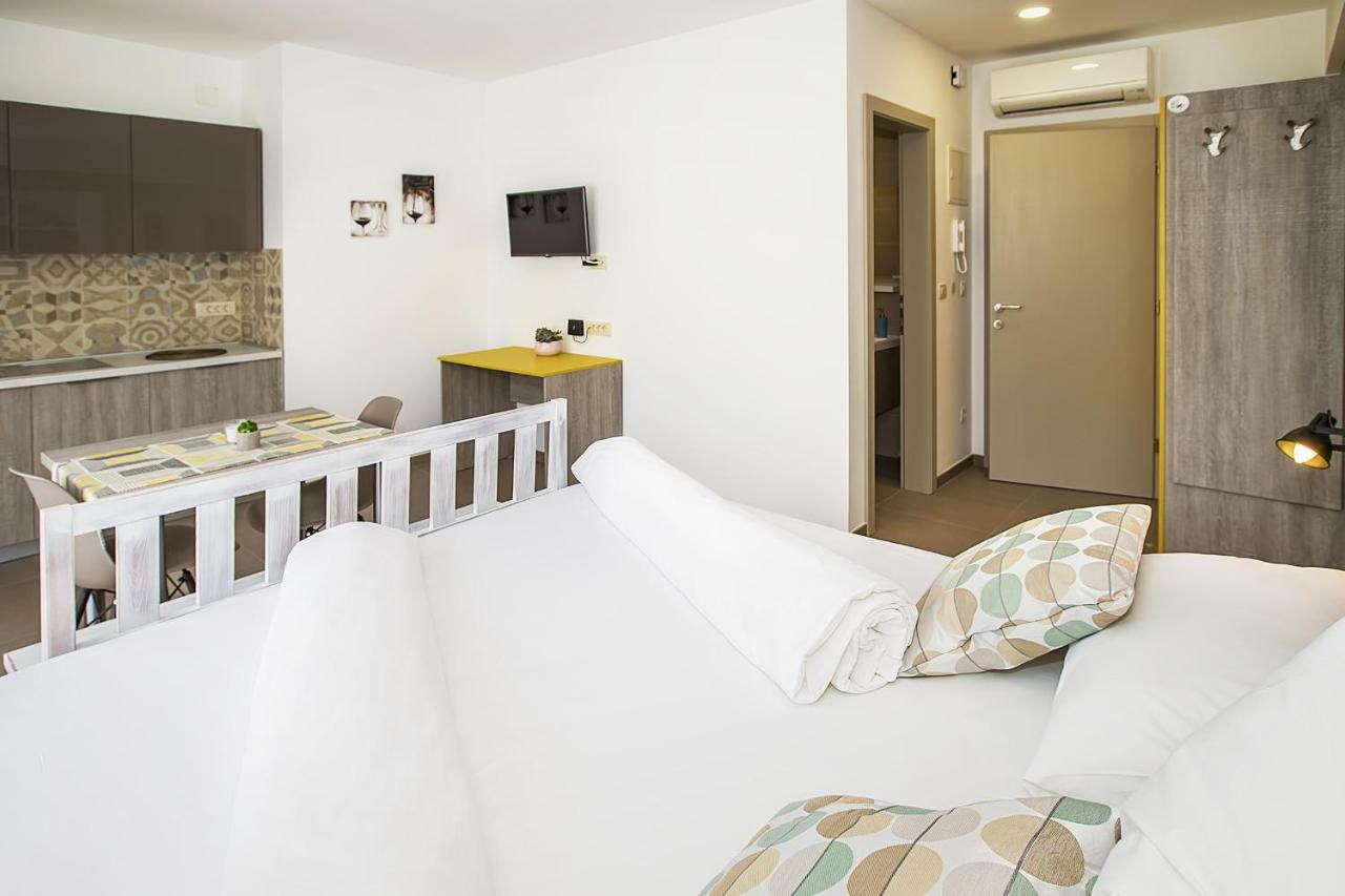 Apartments Capic Marin バスカ エクステリア 写真