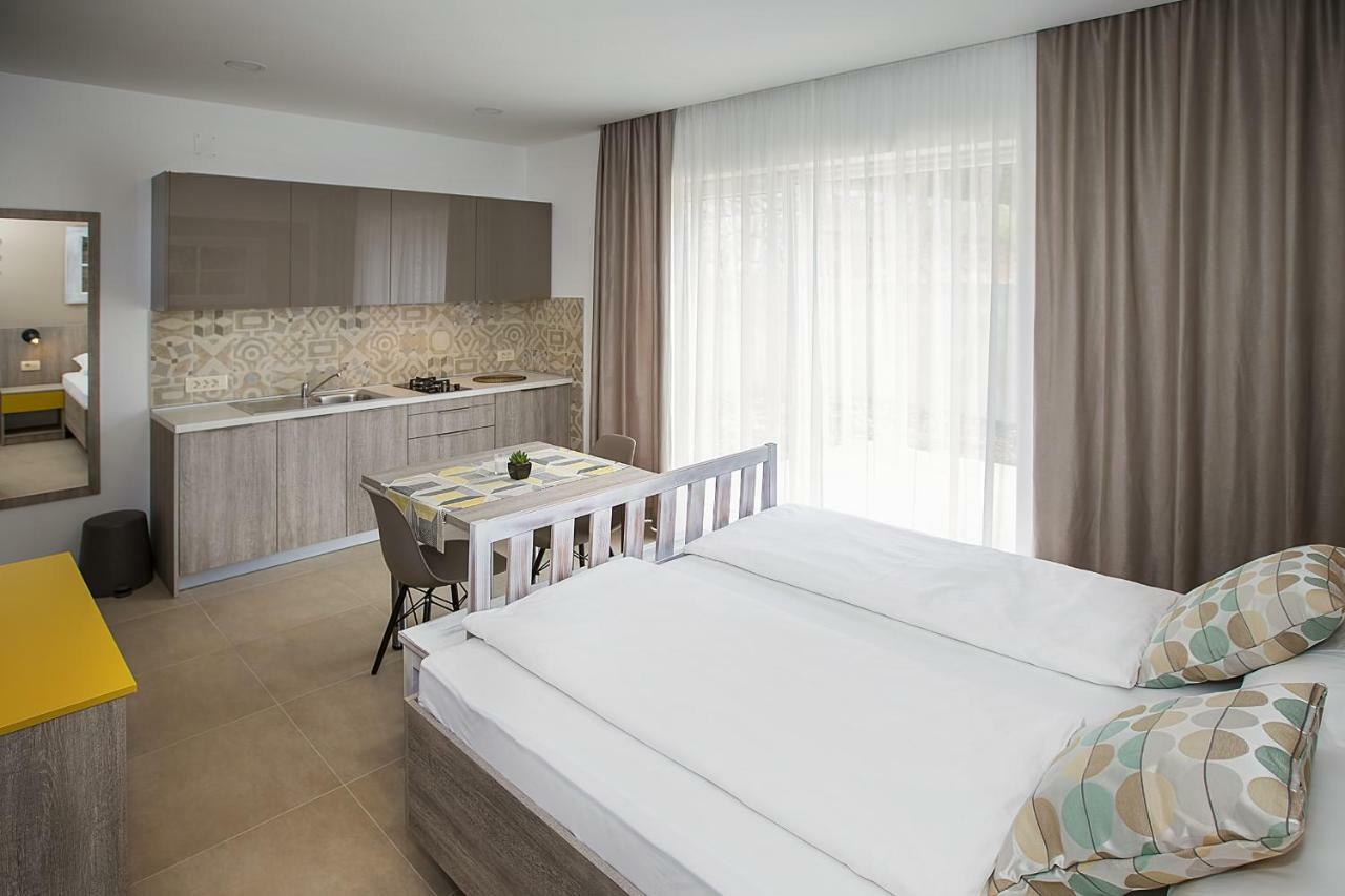 Apartments Capic Marin バスカ エクステリア 写真