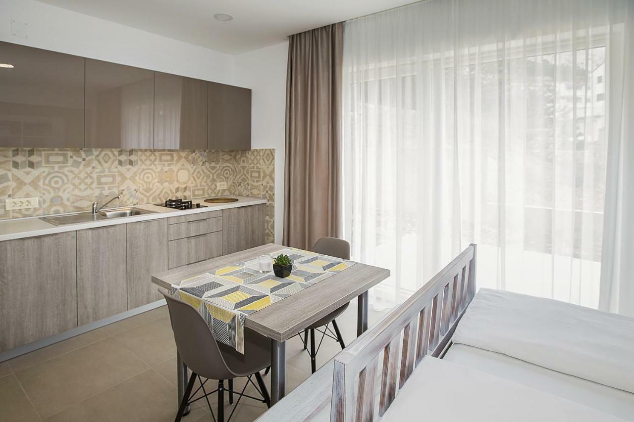 Apartments Capic Marin バスカ エクステリア 写真